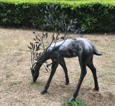 公園小區(qū)景觀玻璃鋼鹿雕塑